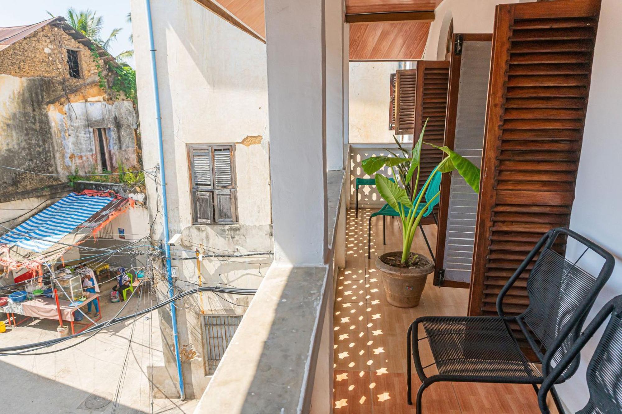 לינה וארוחת בוקר Zanzibar Tarawanda House -Thrivestawi מראה חיצוני תמונה